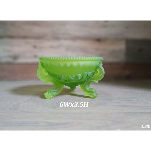 VTG Westmoreland Green Satin Footed Sea Serpent Dish/No Lid - Picture 1 of 4